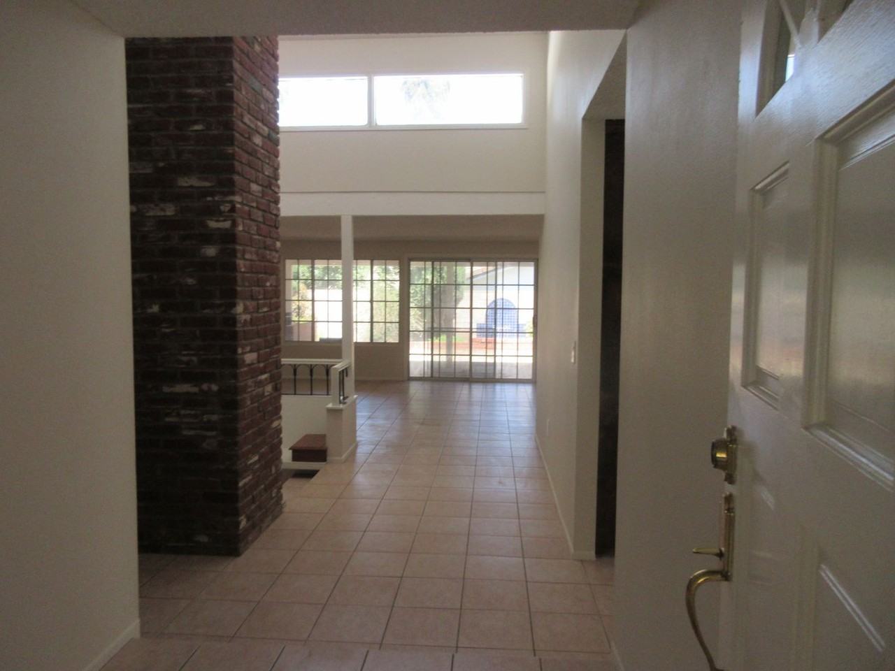 18715 Braemore Rd - Photo 3 of 31
