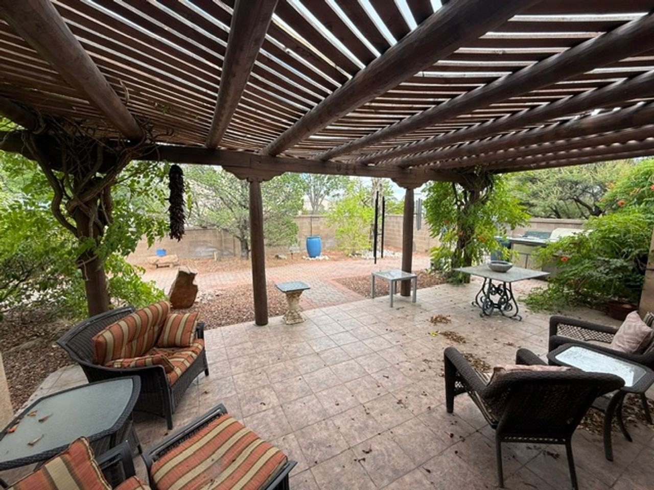 6105 Carousal Ave Nw - Photo 5 of 23