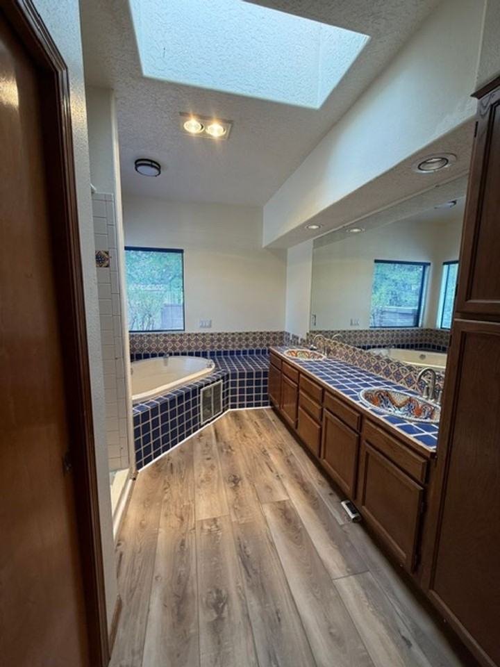 6105 Carousal Ave Nw - Photo 7 of 23