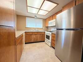 featured image of 468 Park Place Dr