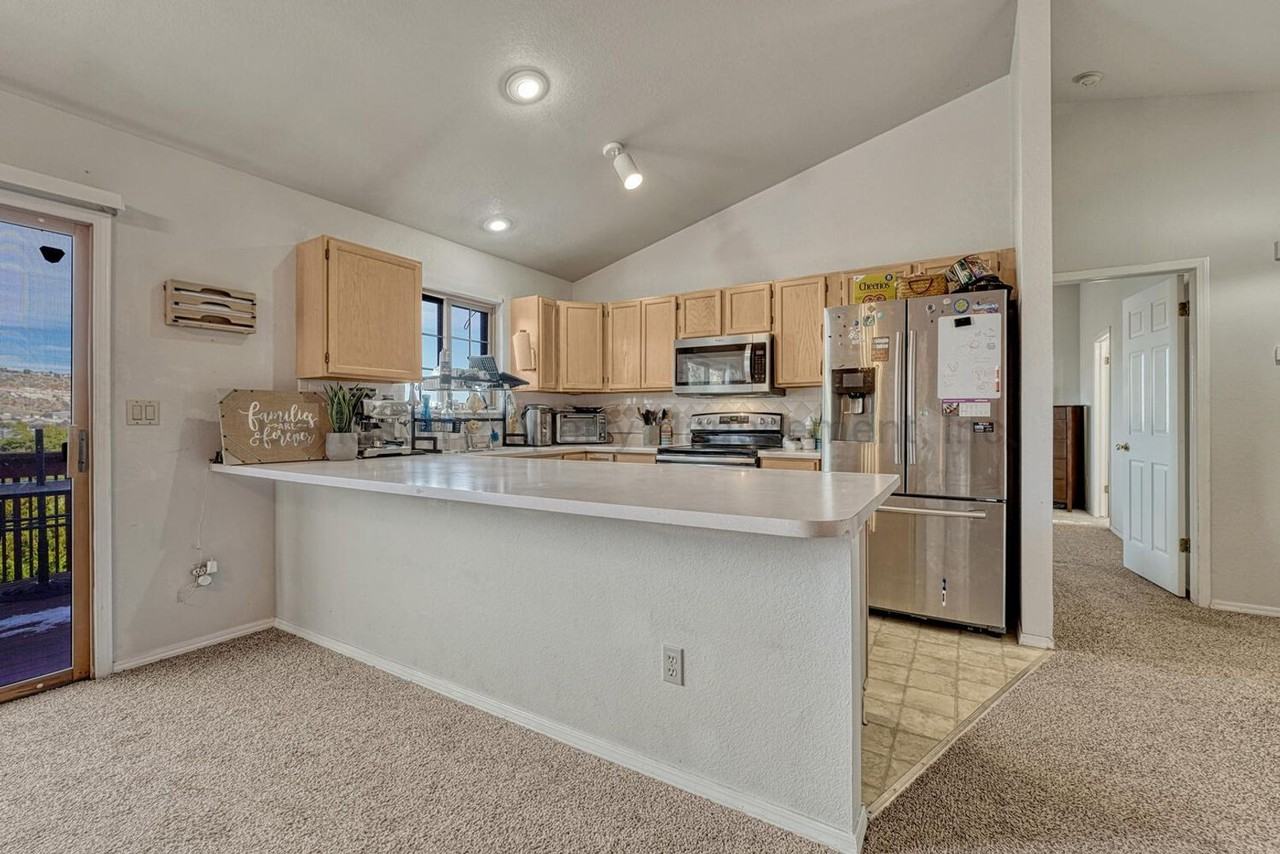 1524 Shane Cir - Photo 7 of 19