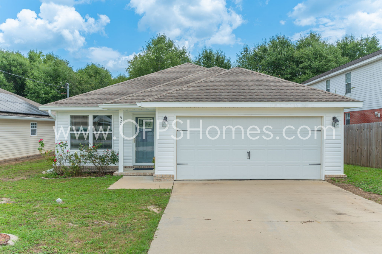 824 Valley Rd - Photo 2 of 32