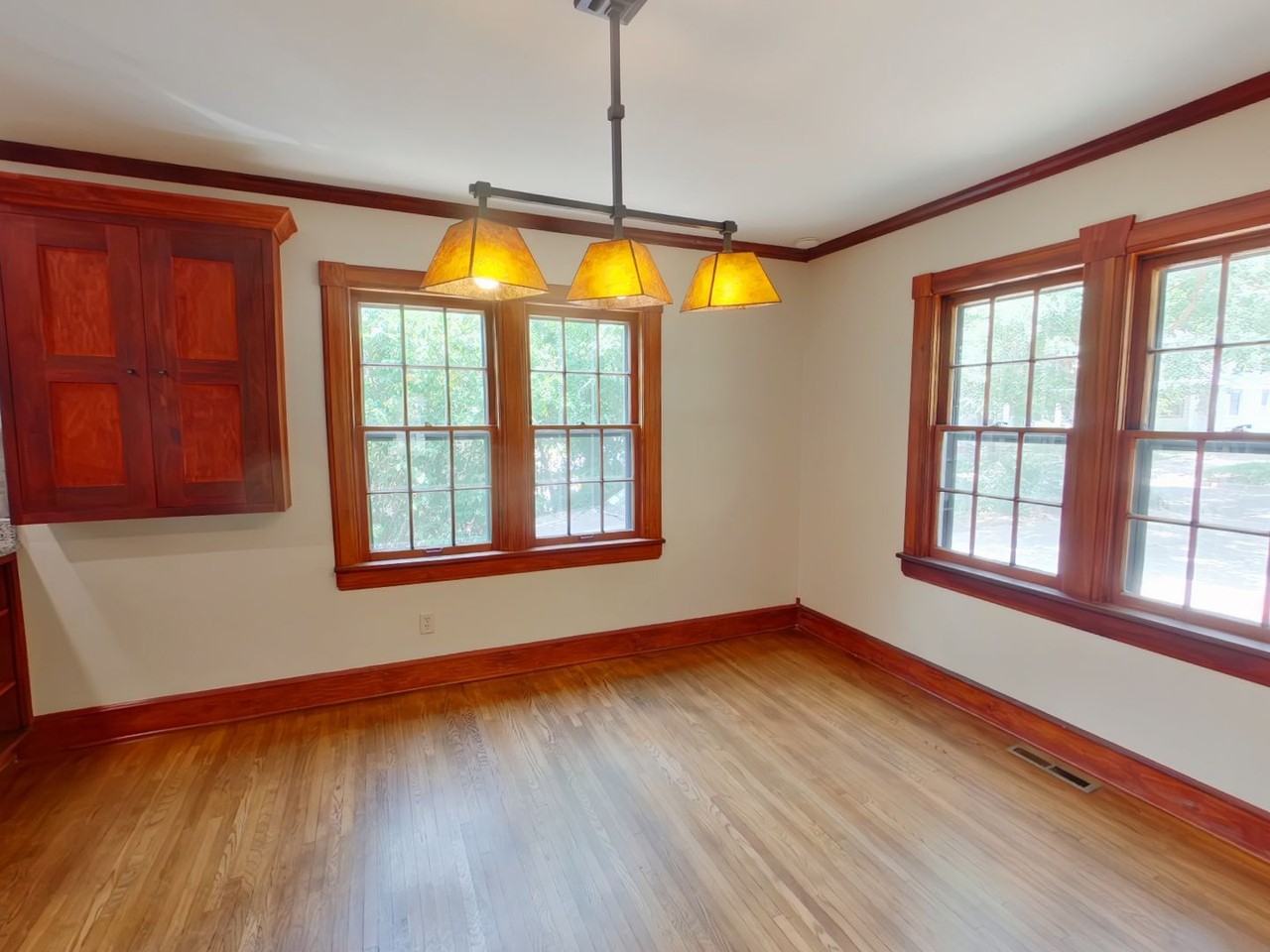 3431 E Pine St - Photo 4 of 15