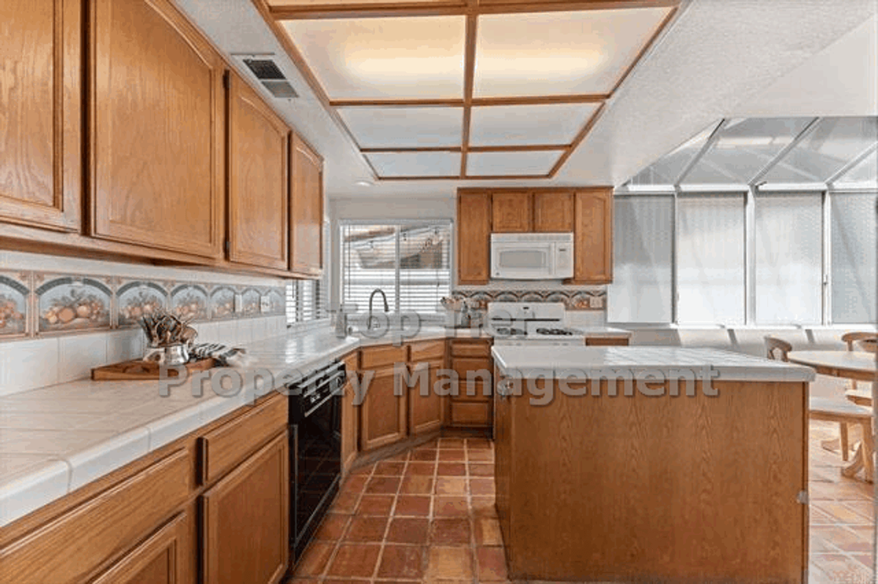 41924 Avenida Vista Ladera - Photo 3 of 15