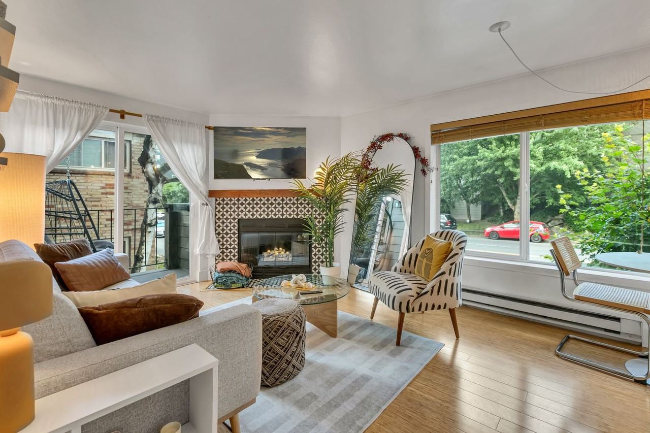4831 Fauntleroy Way Sw #201 - Photo 2 of 19
