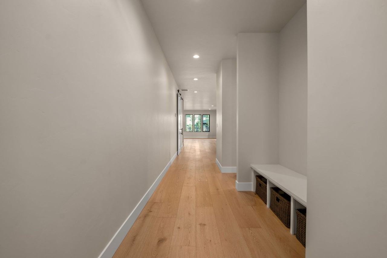 2971 Nw Polarstar Ave - Photo 7 of 50