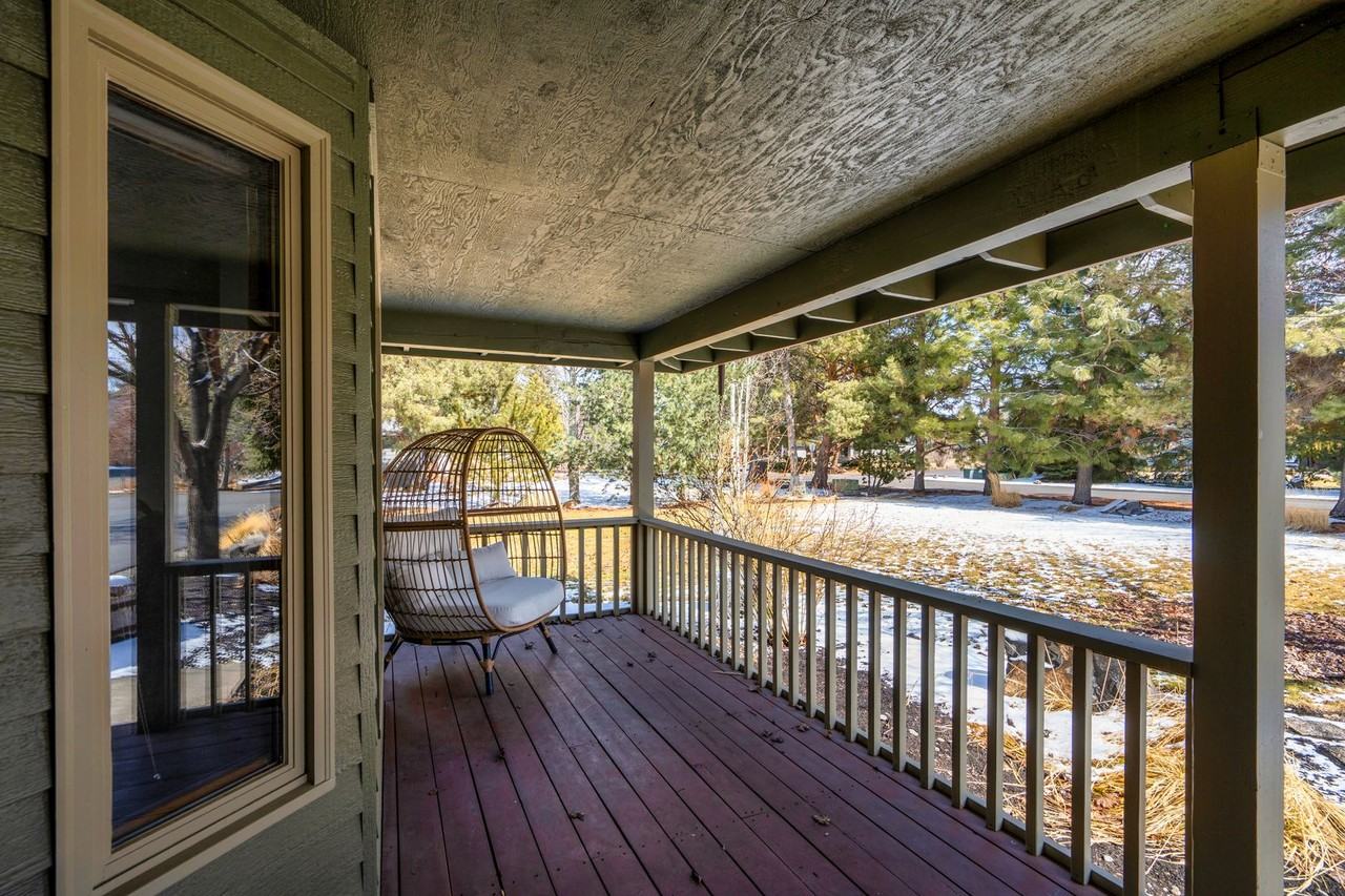 61497 Orion Dr - Photo 3 of 36