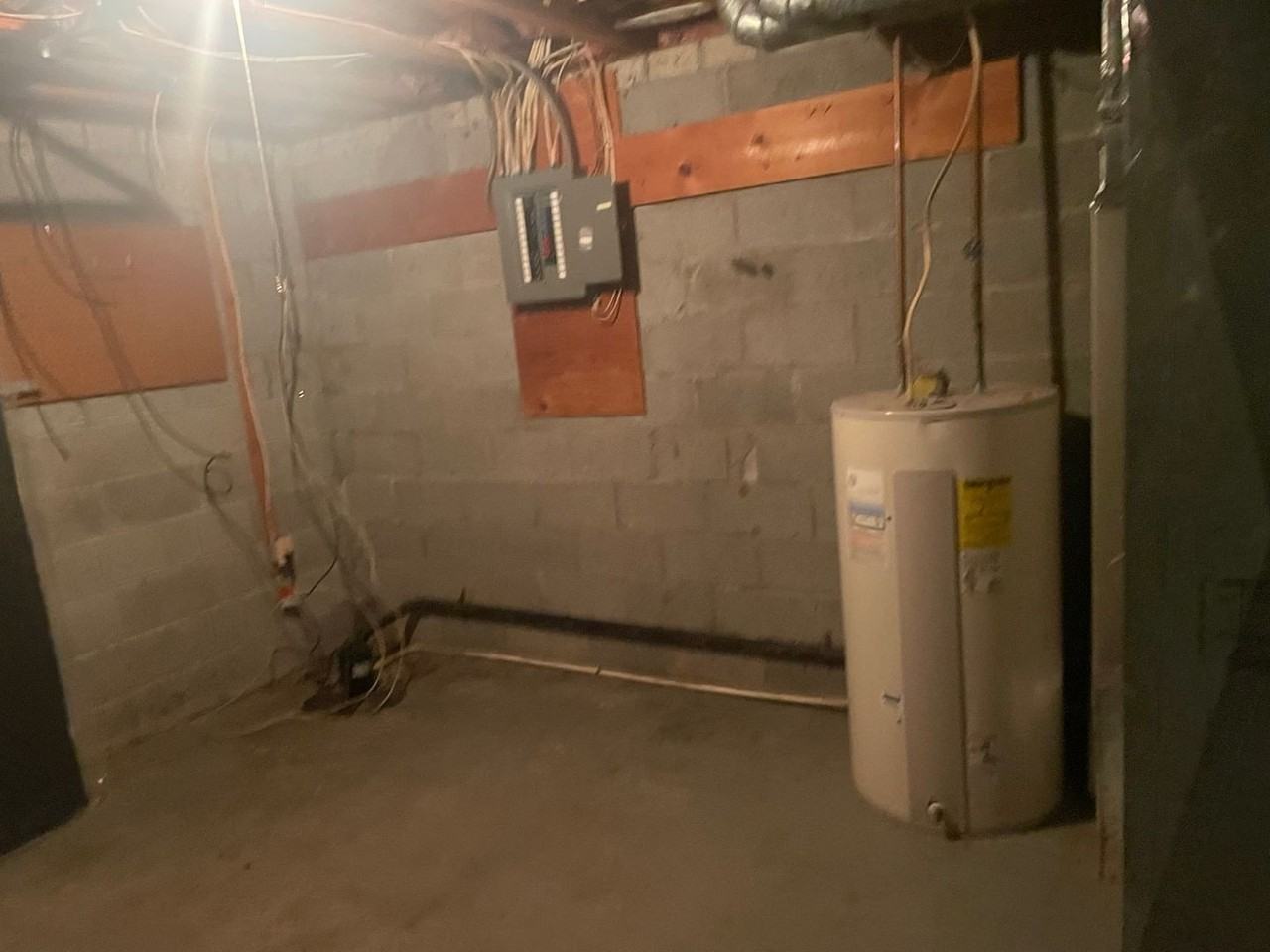 9 Lenis Ct - Photo 2 of 22