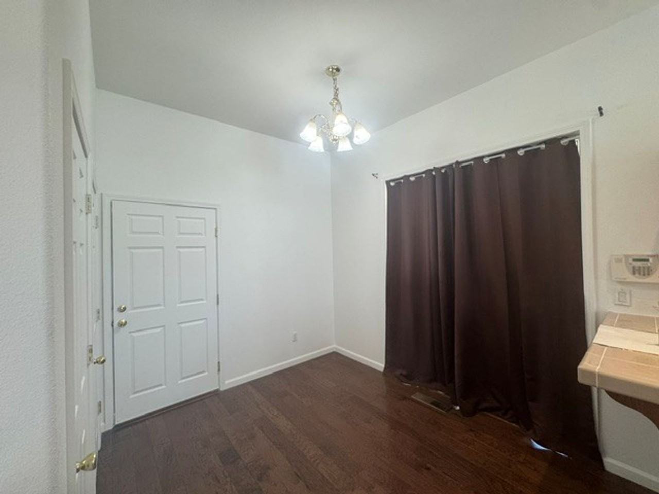 3530 Brassie Dr - Photo 4 of 11