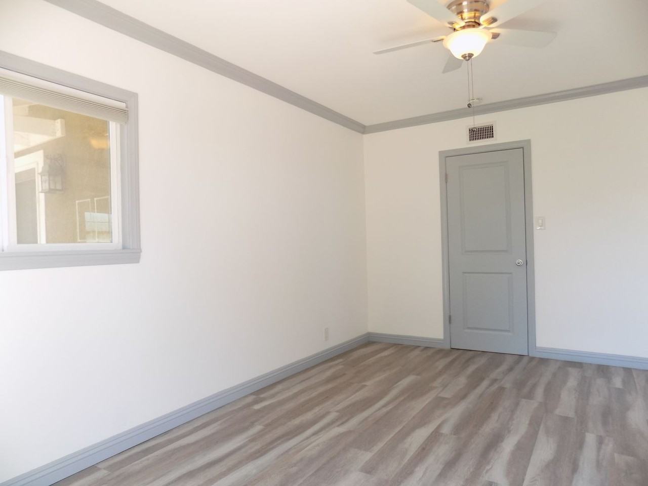 108 S Ellery Dr - Photo 6 of 43