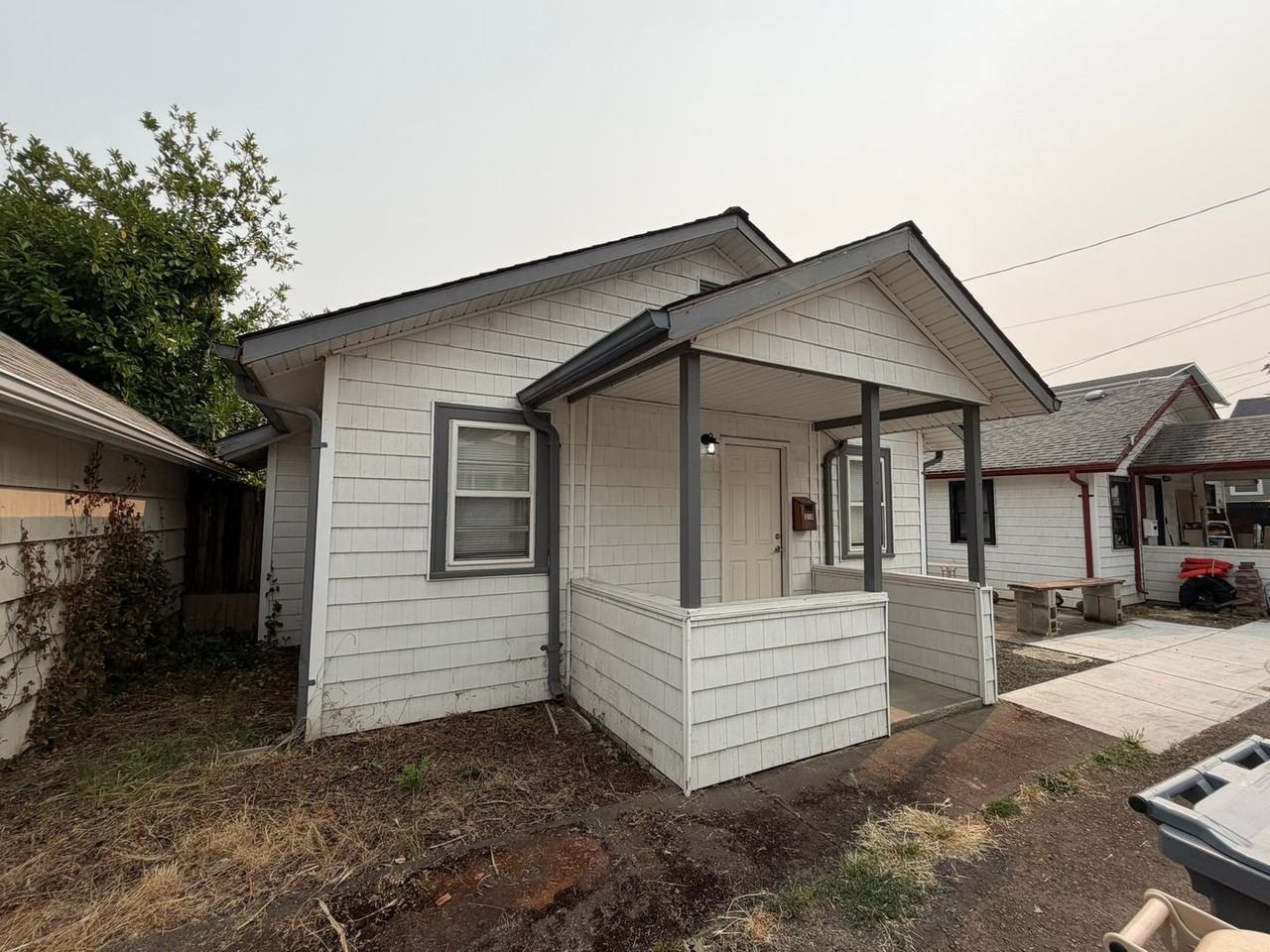 318 Washington St Sw - Photo 6 of 28