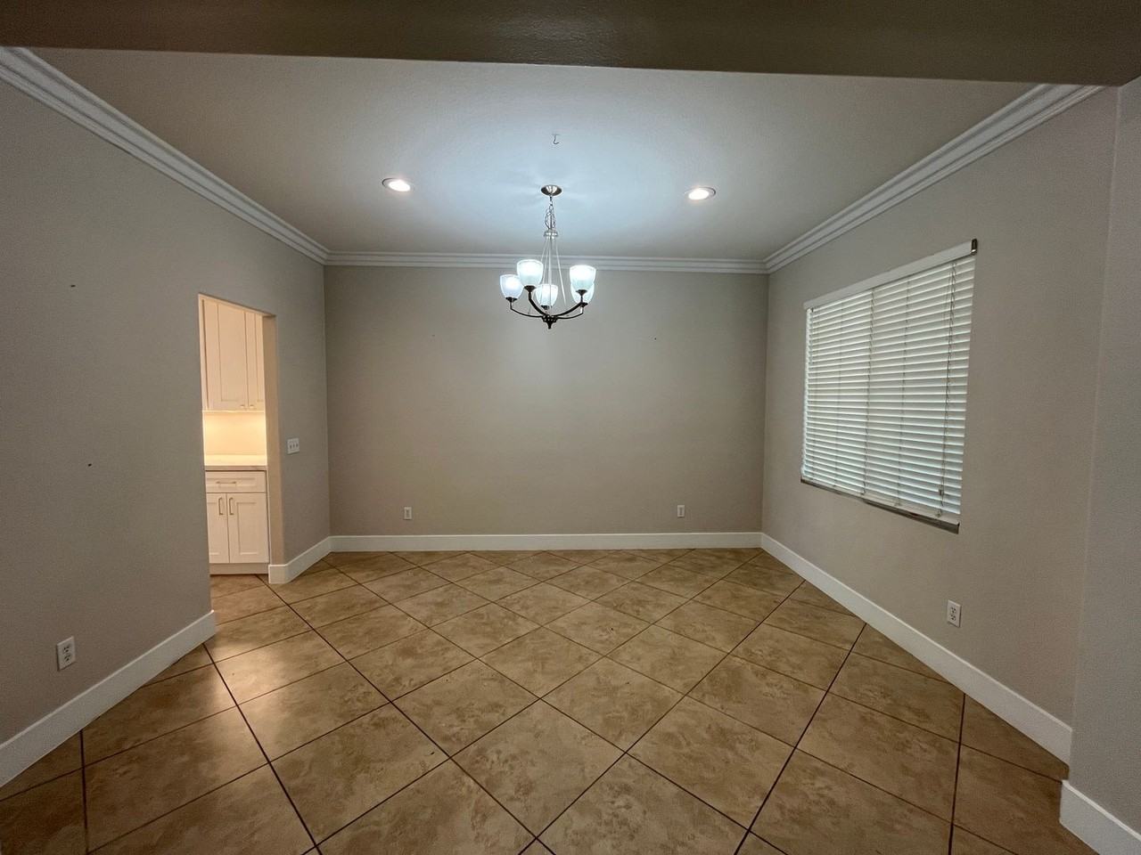 6795 Wells Springs St - Photo 4 of 26
