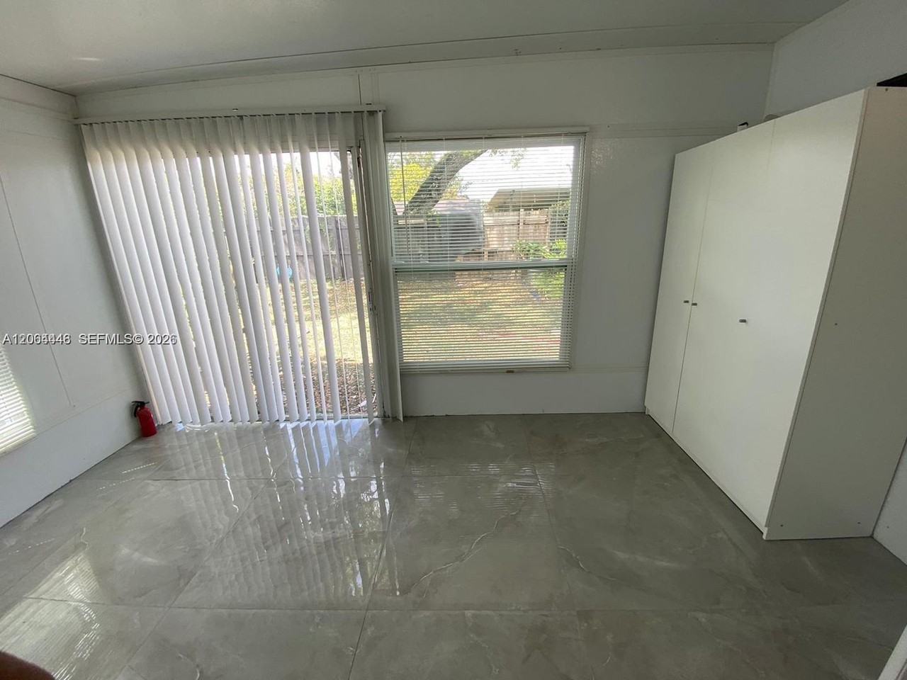 112 Ronald Rd - Photo 6 of 10