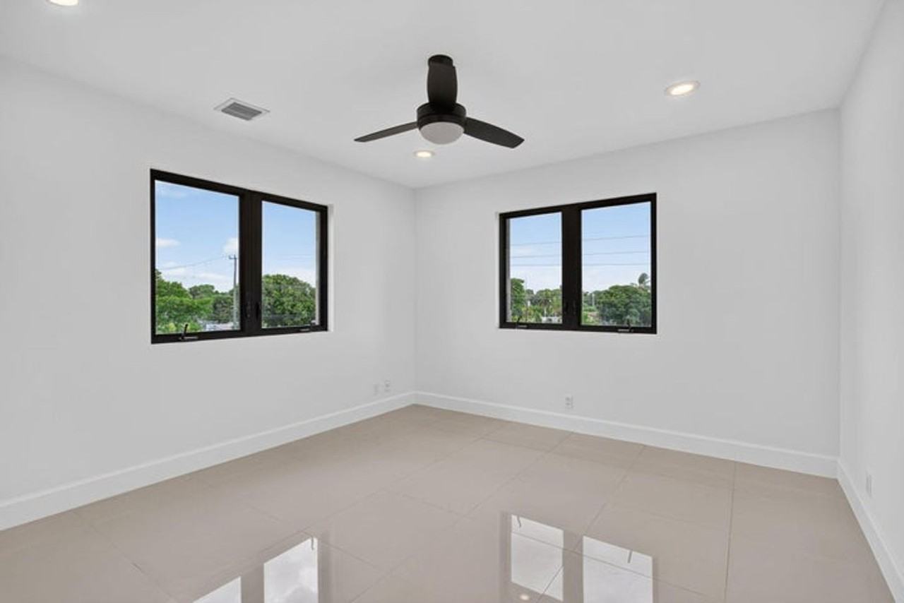 444 Nw 41st St - Photo 6 of 14