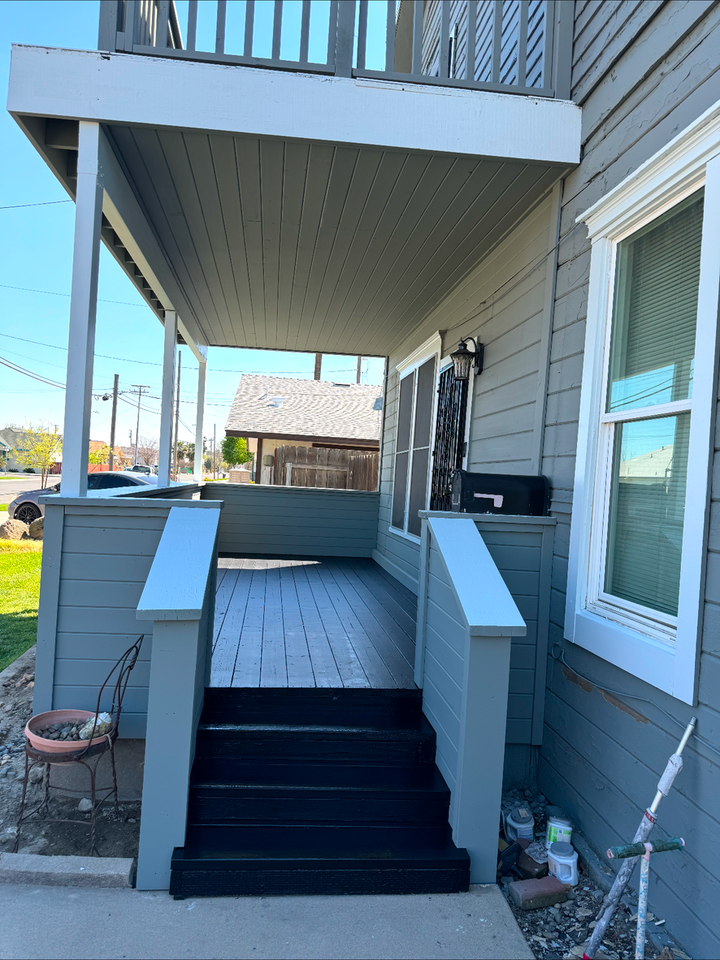 514 Kaweah St #A - Photo 3 of 15