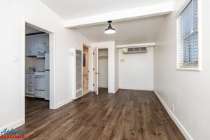 featured image of 355 N Autumn St