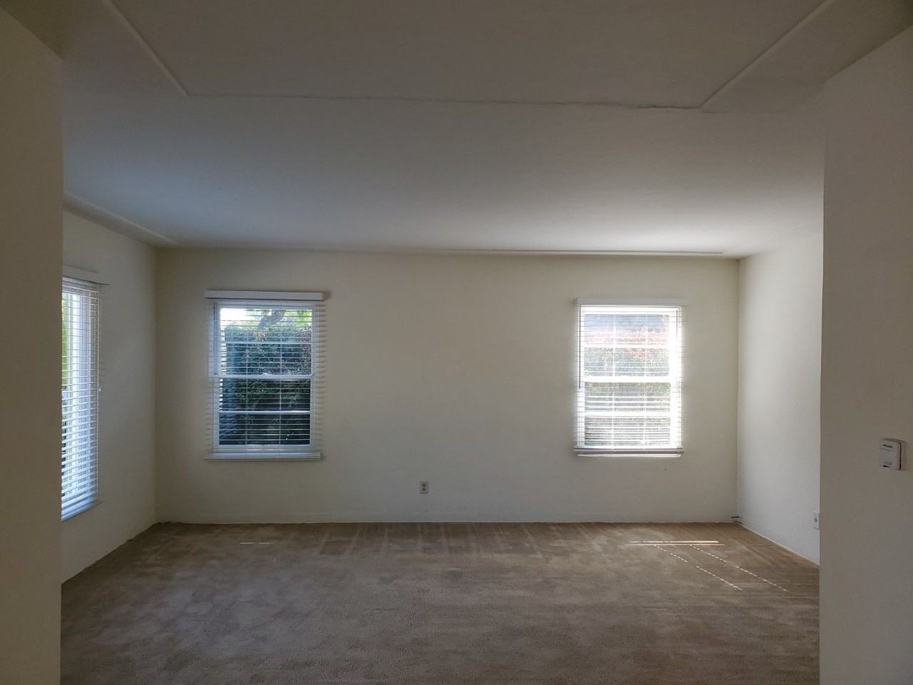 3414 N Mountain View Dr - Photo 6 of 14
