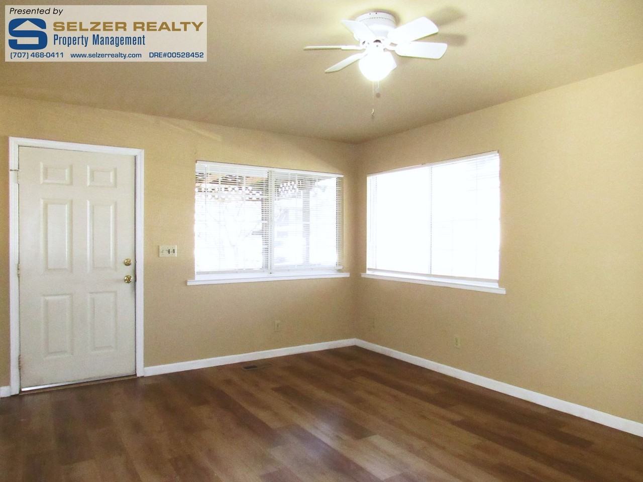 11 Olga Pl - Photo 2 of 9