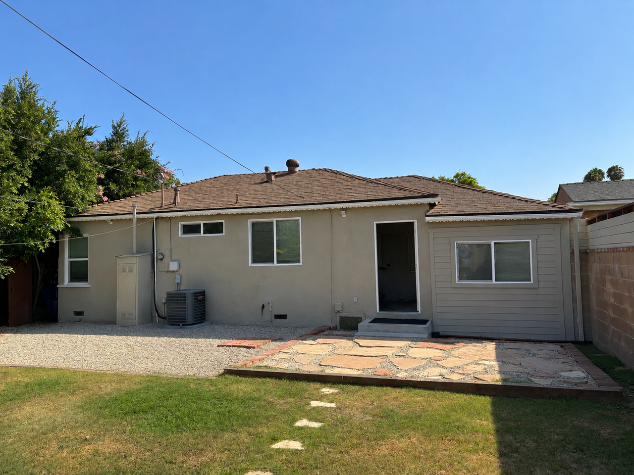 4211 Beethoven St - Photo 2 of 3