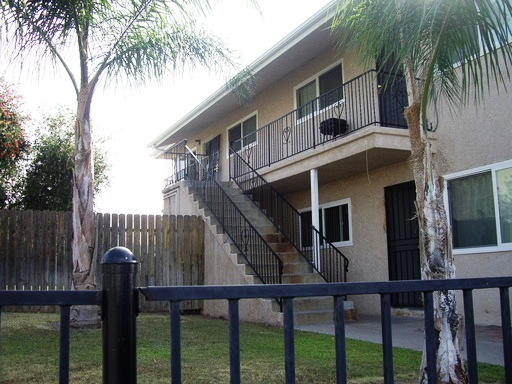 1135 E Lexington Ave - Photo 4 of 4