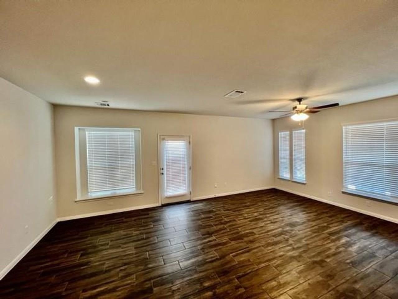 17911 Orchidea Way - Photo 4 of 14