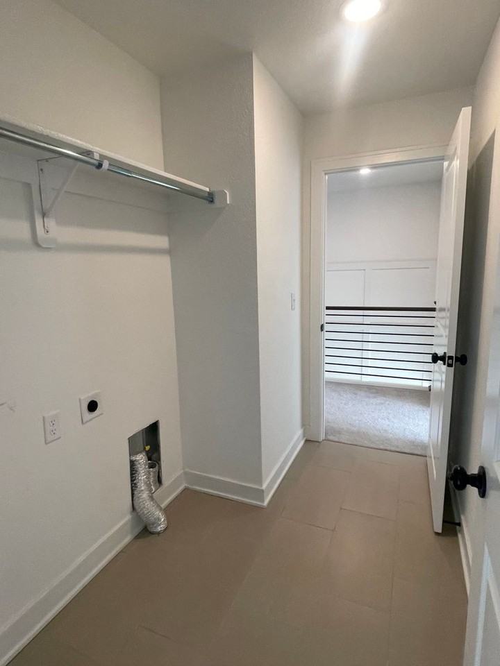 7408 Grand Slam St #42D - Photo 3 of 38