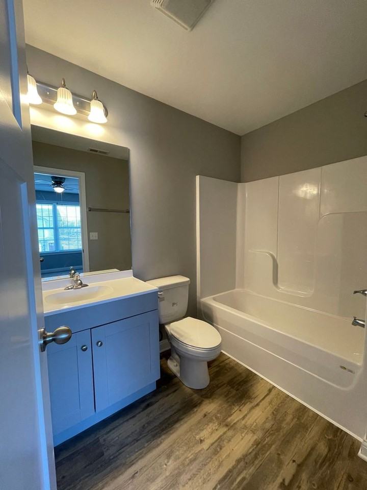 121 Bellbrook Lane - Photo 5 of 7