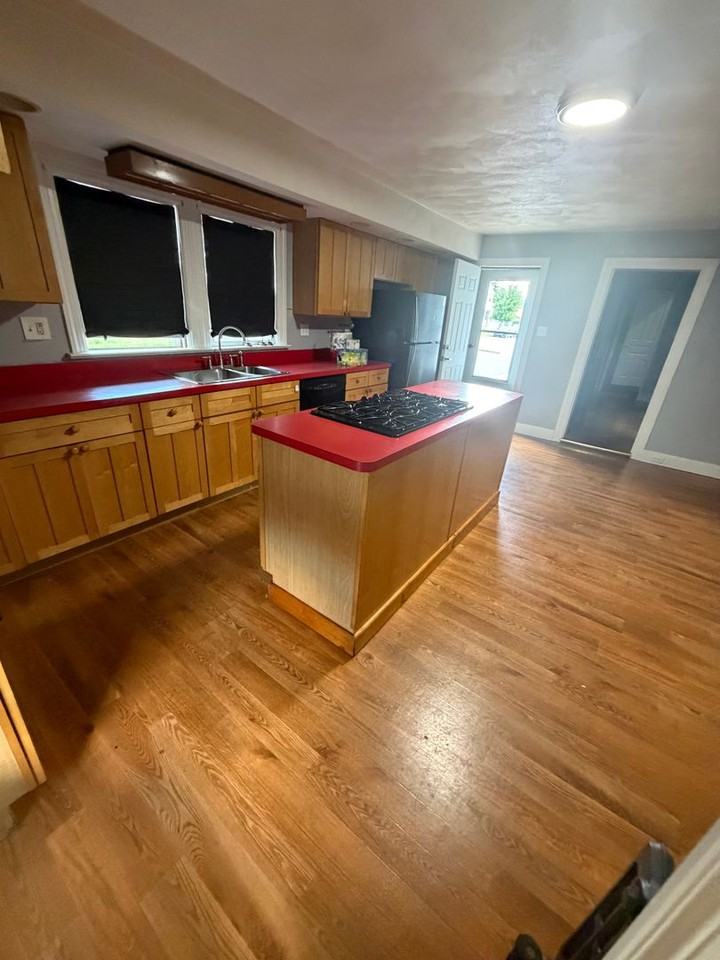 835 E Prospect St - Photo 2 of 11