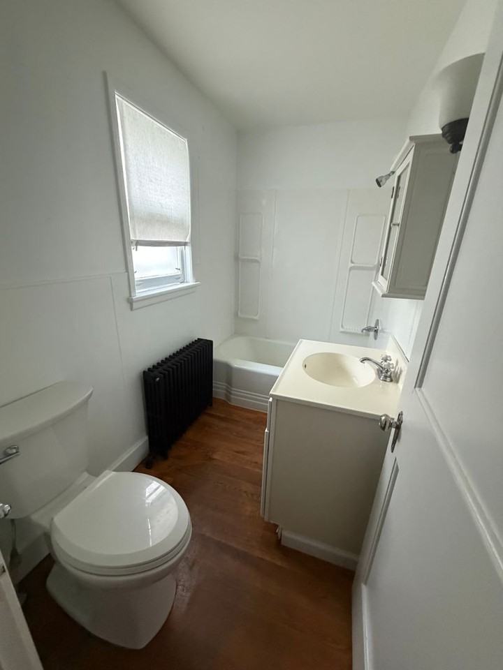 835 E Prospect St - Photo 5 of 11