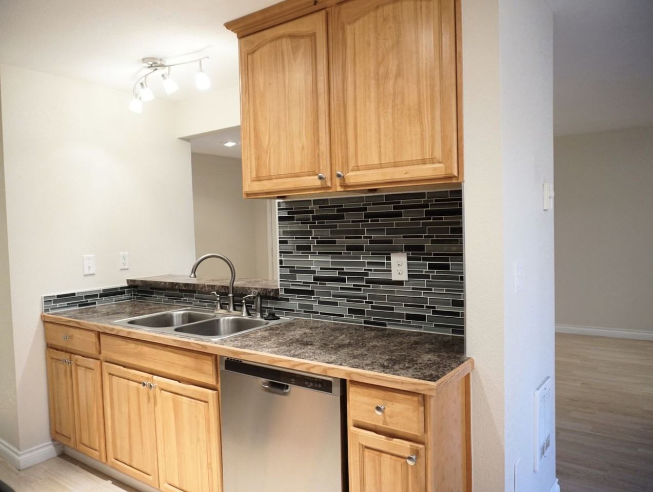 15433 Country Club Dr #A - Photo 6 of 19