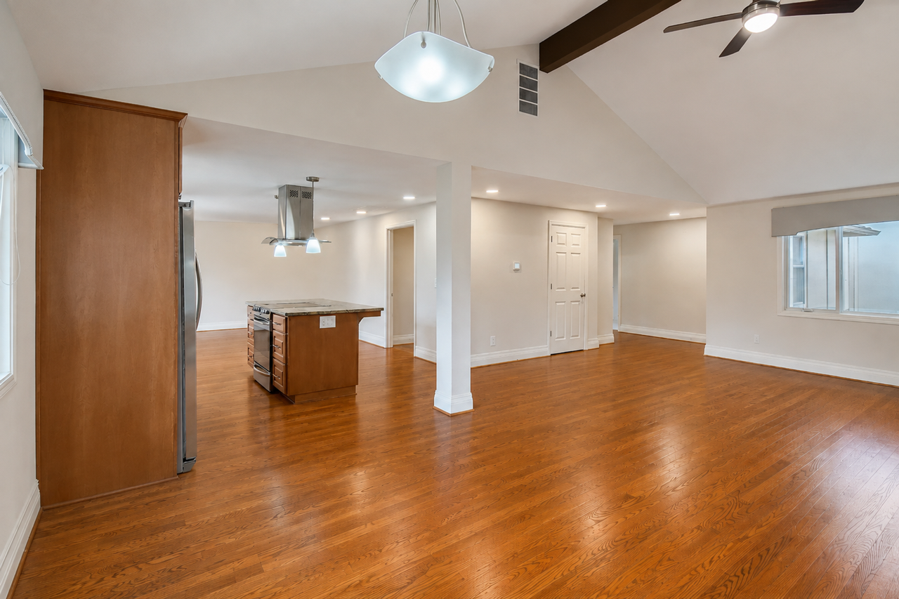 32 Condolea Dr - Photo 4 of 24