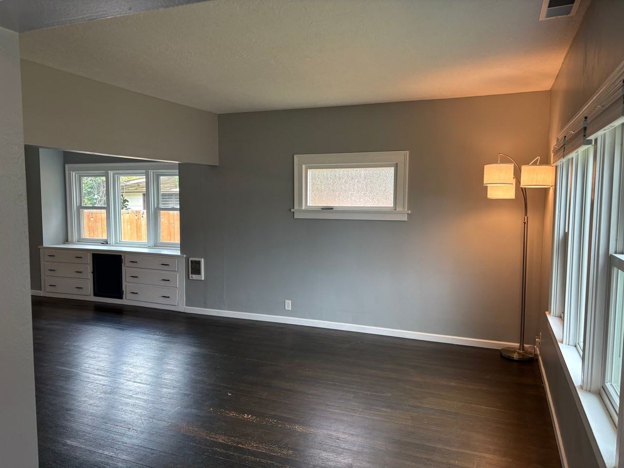 2824 Aberdeen Ave - Photo 5 of 40