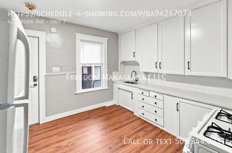 427 Wood Ave #7 - Photo 2 of 16