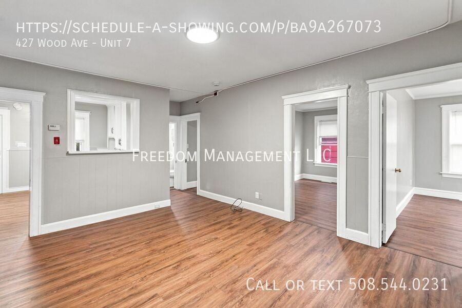 427 Wood Ave #7 - Photo 4 of 16