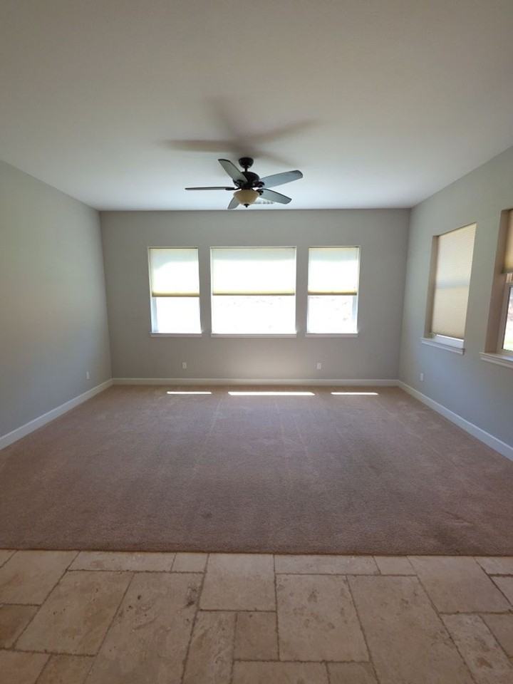 245 Katie Ct - Photo 4 of 28