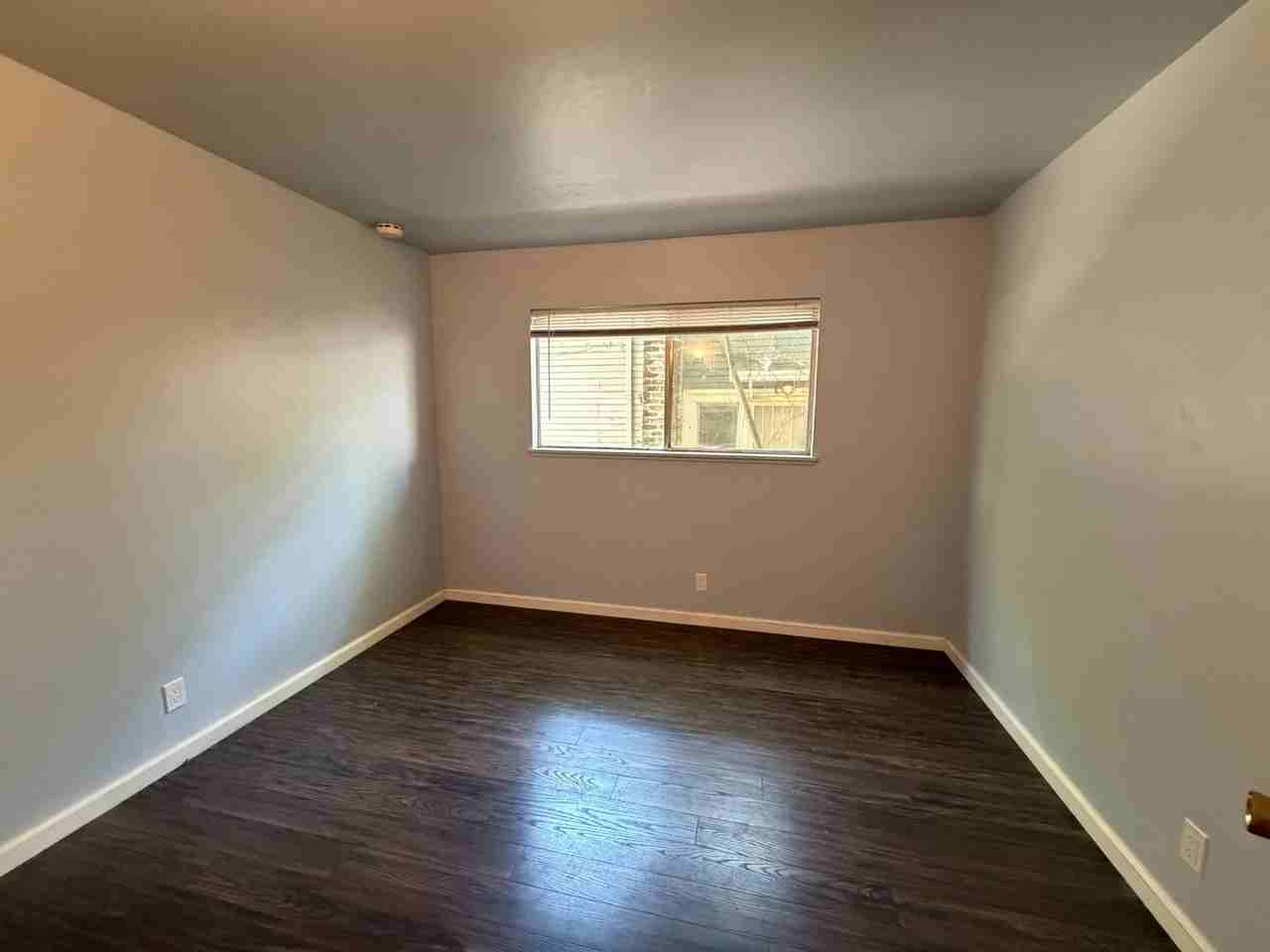 2615 2615 D St - 2615 Dt St #2 - Photo 5 of 6