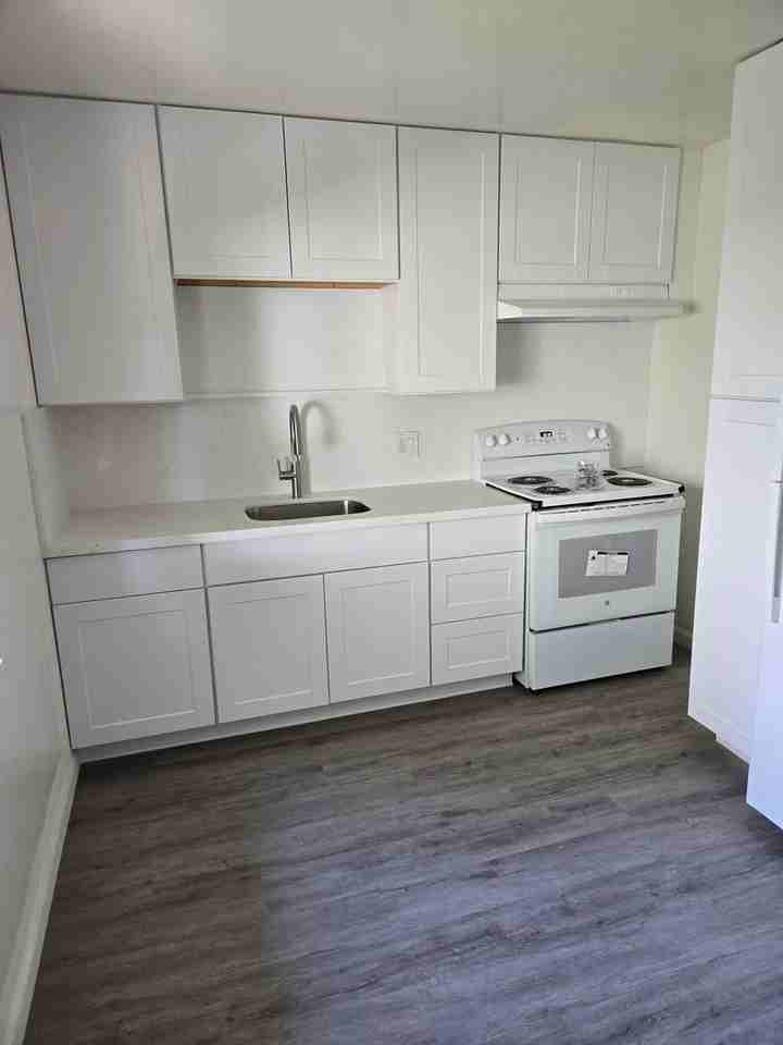 2615 2615 D St - 2615 D St #6 - Photo 6 of 17