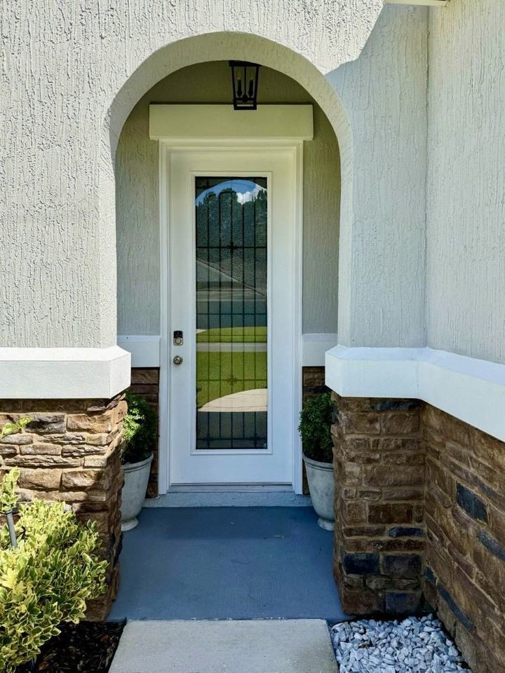 671 Charter Oaks Blvd - Photo 2 of 50