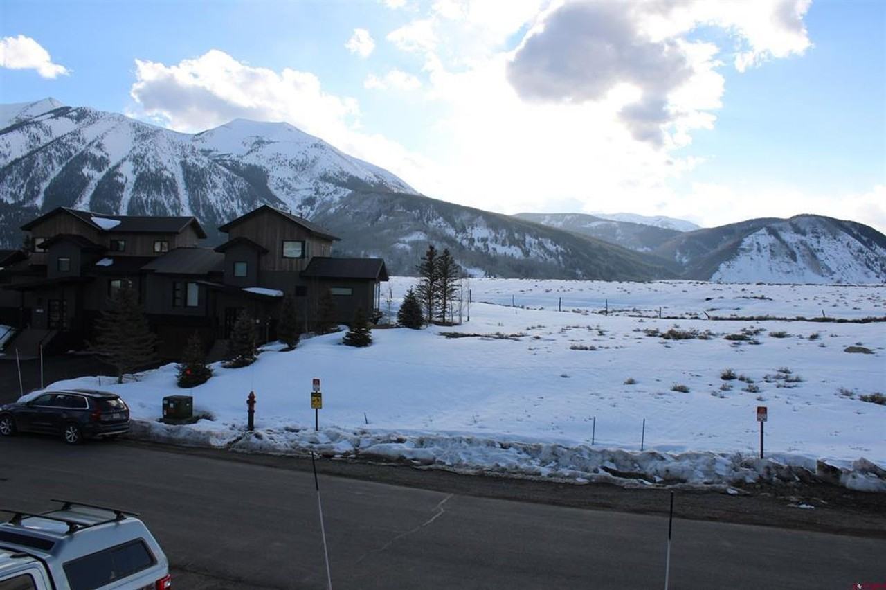 101 Elk Valley Rd - Photo 3 of 23