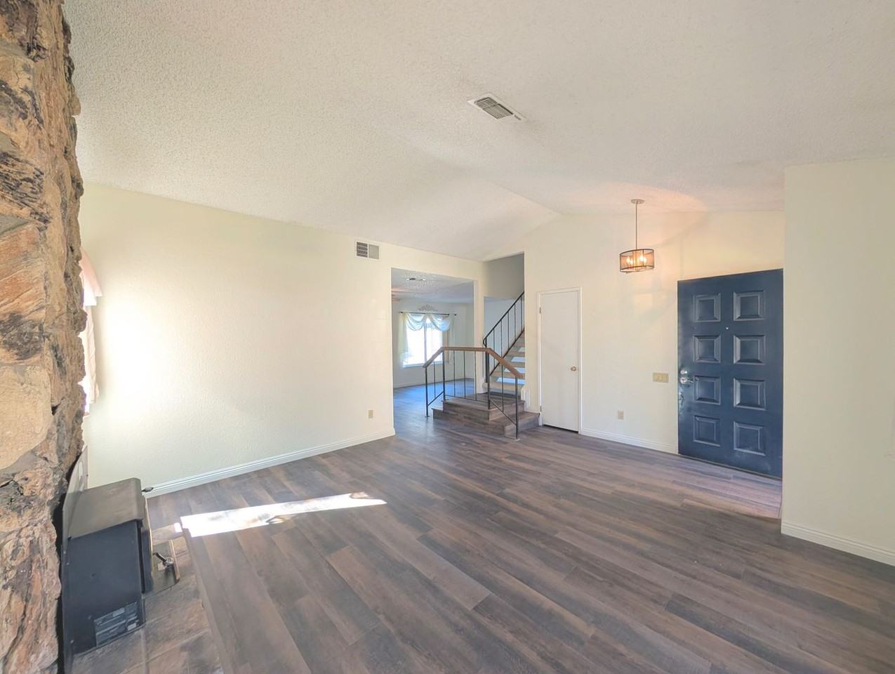 10988 Mira River Ct - Photo 4 of 35