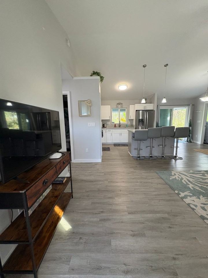 16-2095 Rainbow Dr - Photo 2 of 32