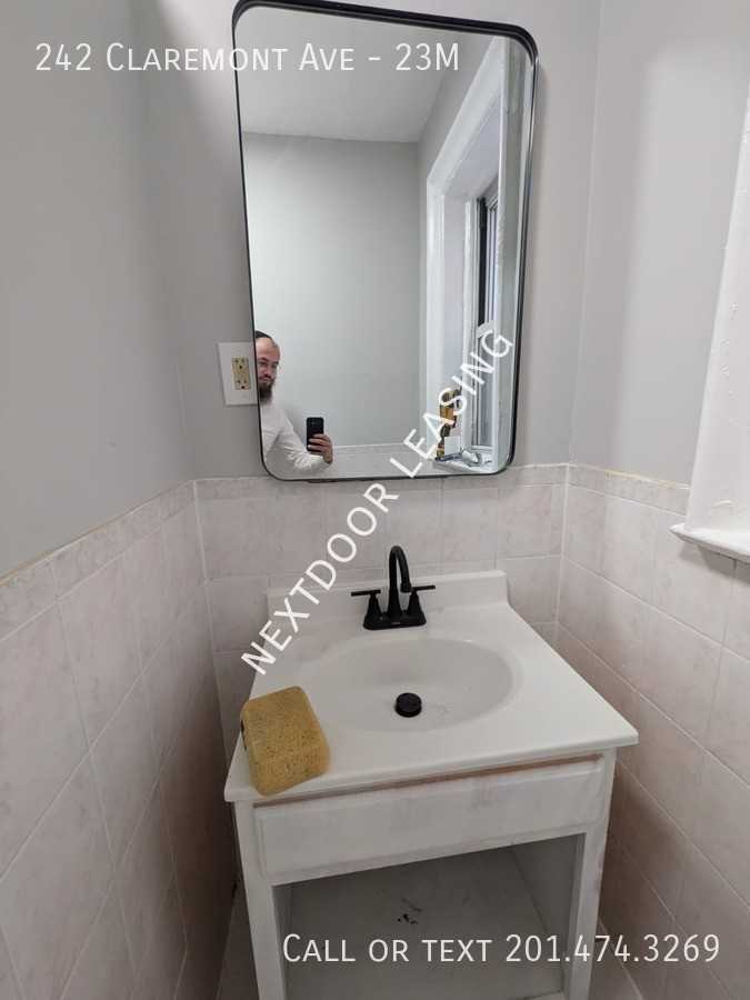242 Claremont Ave #23M - Photo 6 of 10