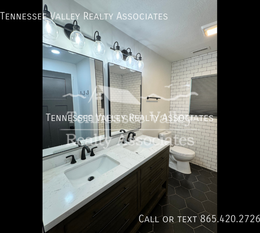 3919 Beverly Pl - Photo 7 of 17
