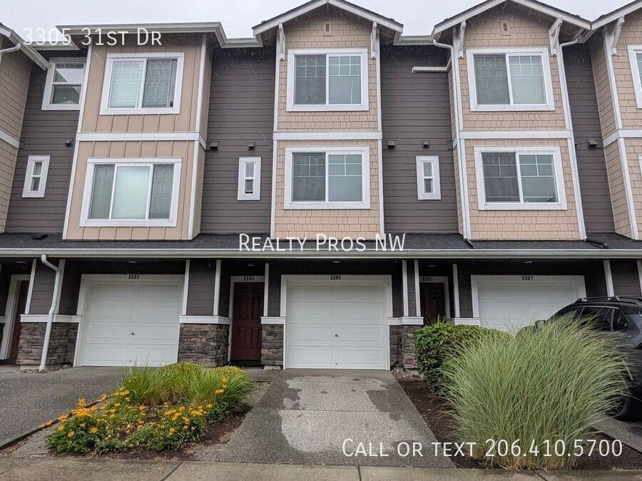 3305 31st Dr