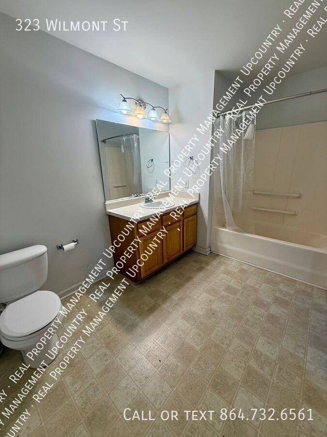 323 Wilmont St - Photo 6 of 15