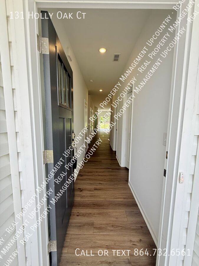 131 Holly Oak Ct - Photo 2 of 28