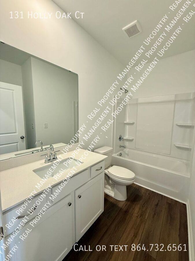 131 Holly Oak Ct - Photo 6 of 28