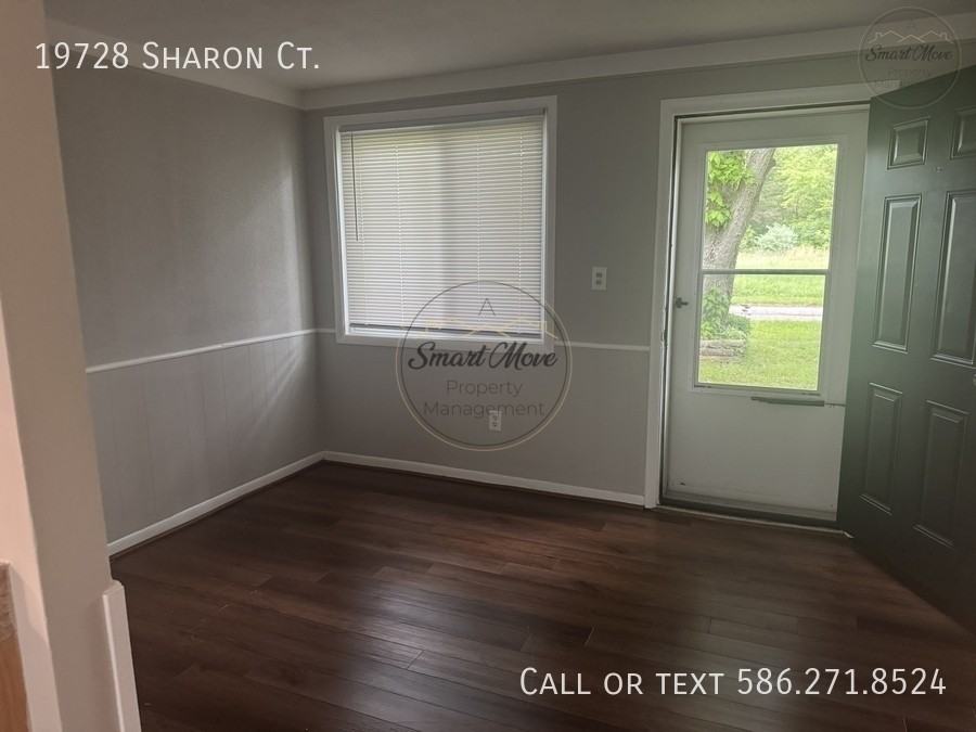 19728 Sharon Ct - Photo 2 of 6