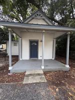 featured image of 1406 Monck St