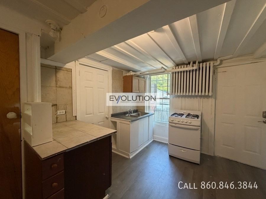 216 E Main St - Photo 3 of 12